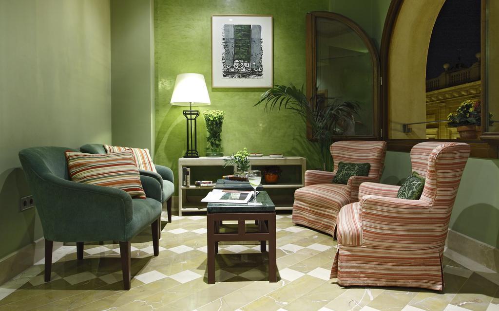 Suite Alcazar Seville Room photo